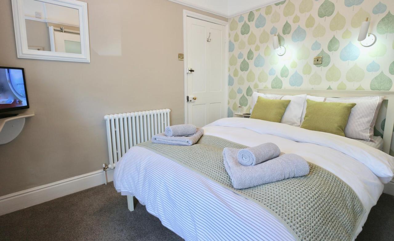Ivy Cottage Bed & Breakfast Рийт Екстериор снимка