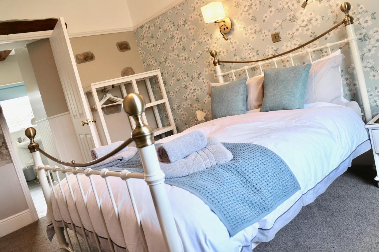 Ivy Cottage Bed & Breakfast Рийт Екстериор снимка